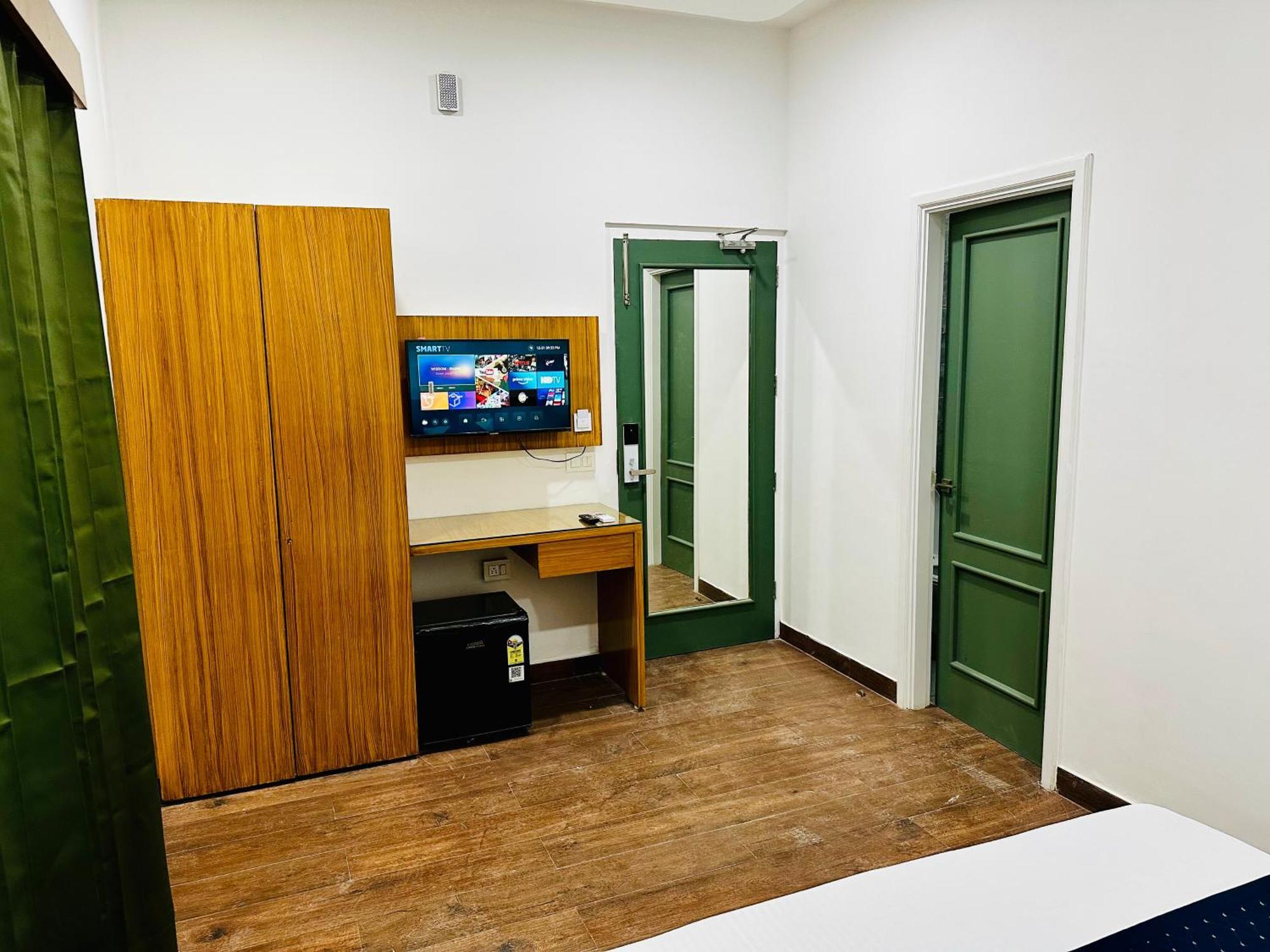 The Loya Hotel ムクトサル エクステリア 写真