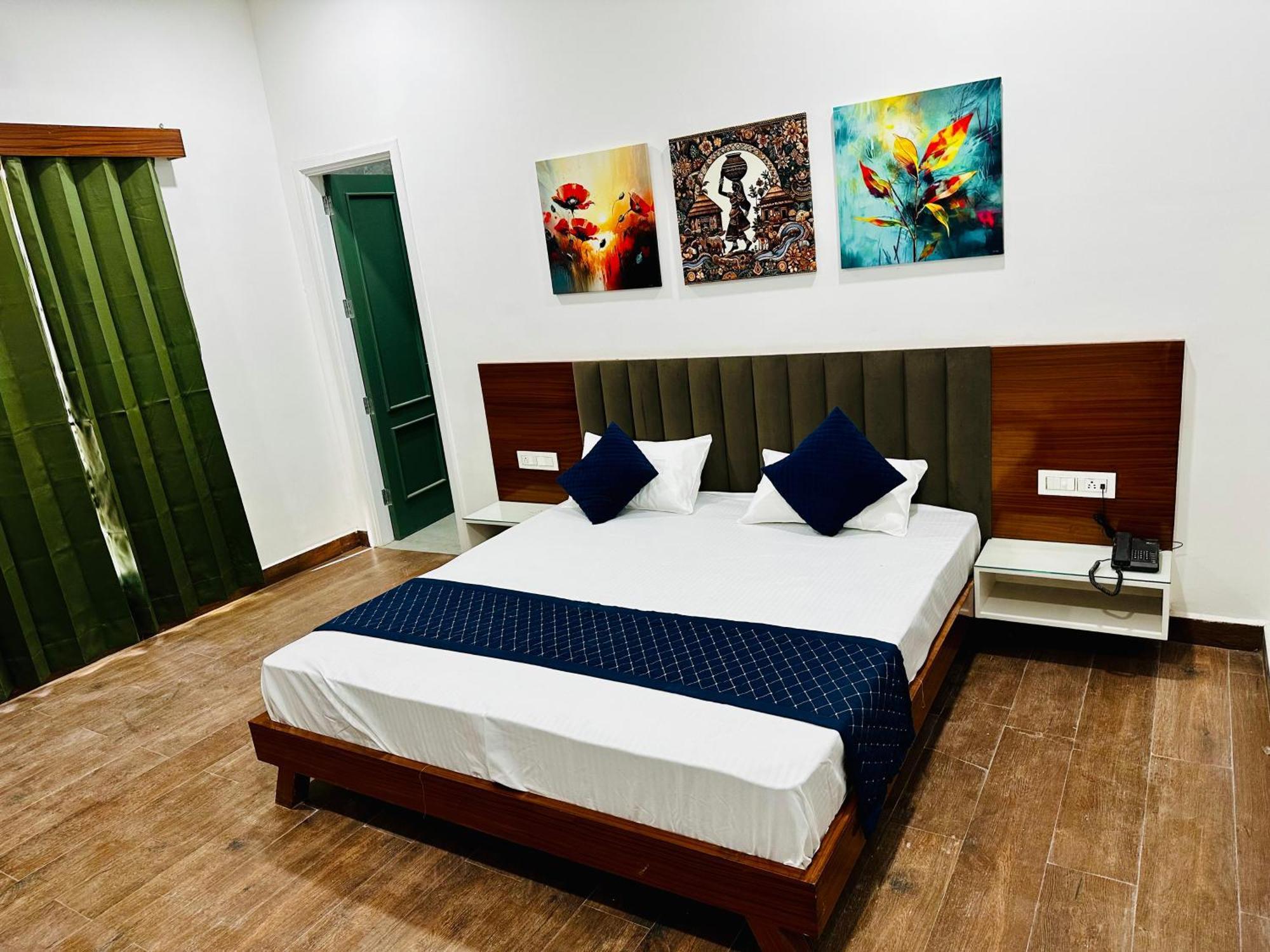 The Loya Hotel ムクトサル エクステリア 写真