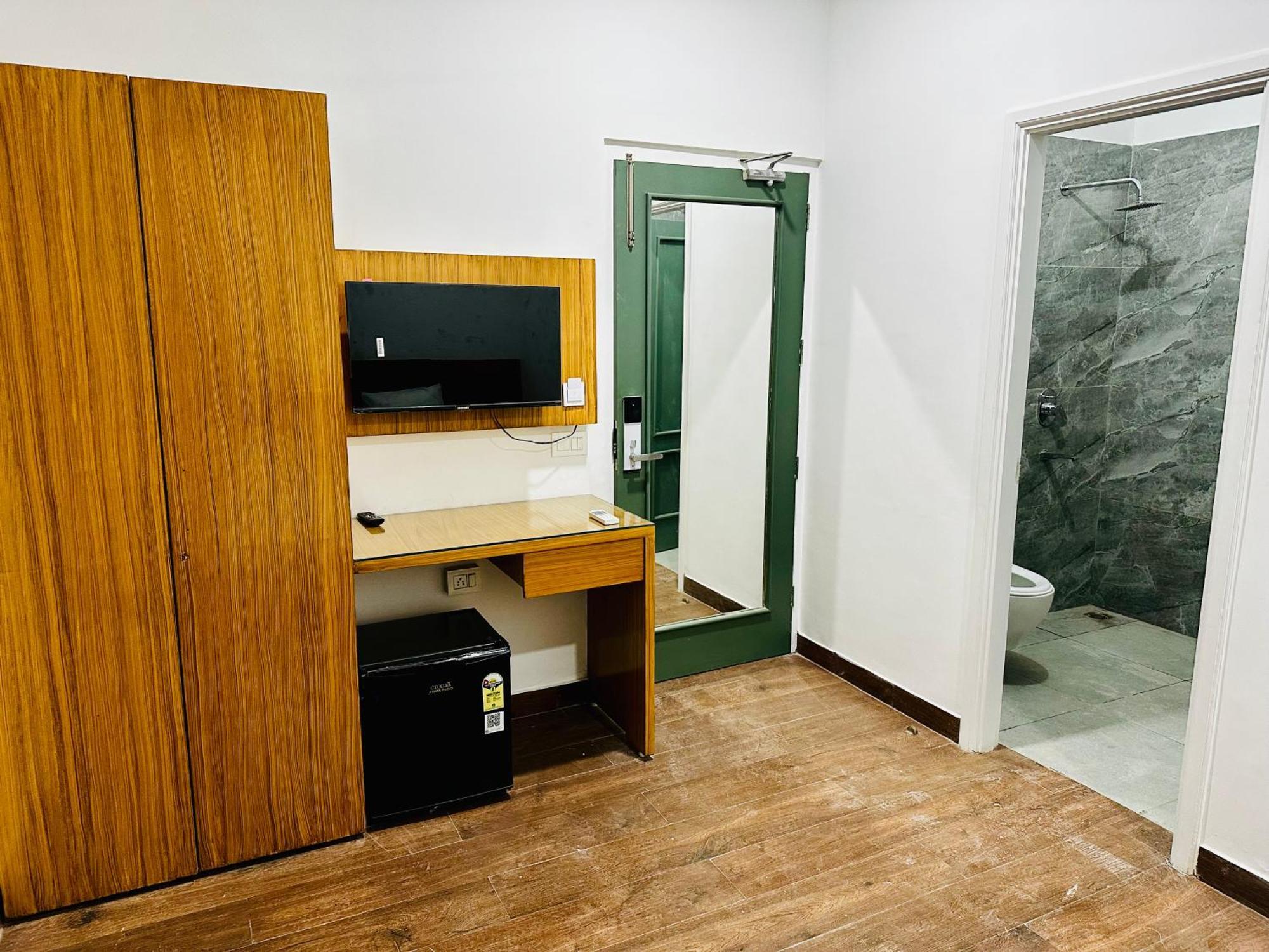 The Loya Hotel ムクトサル エクステリア 写真