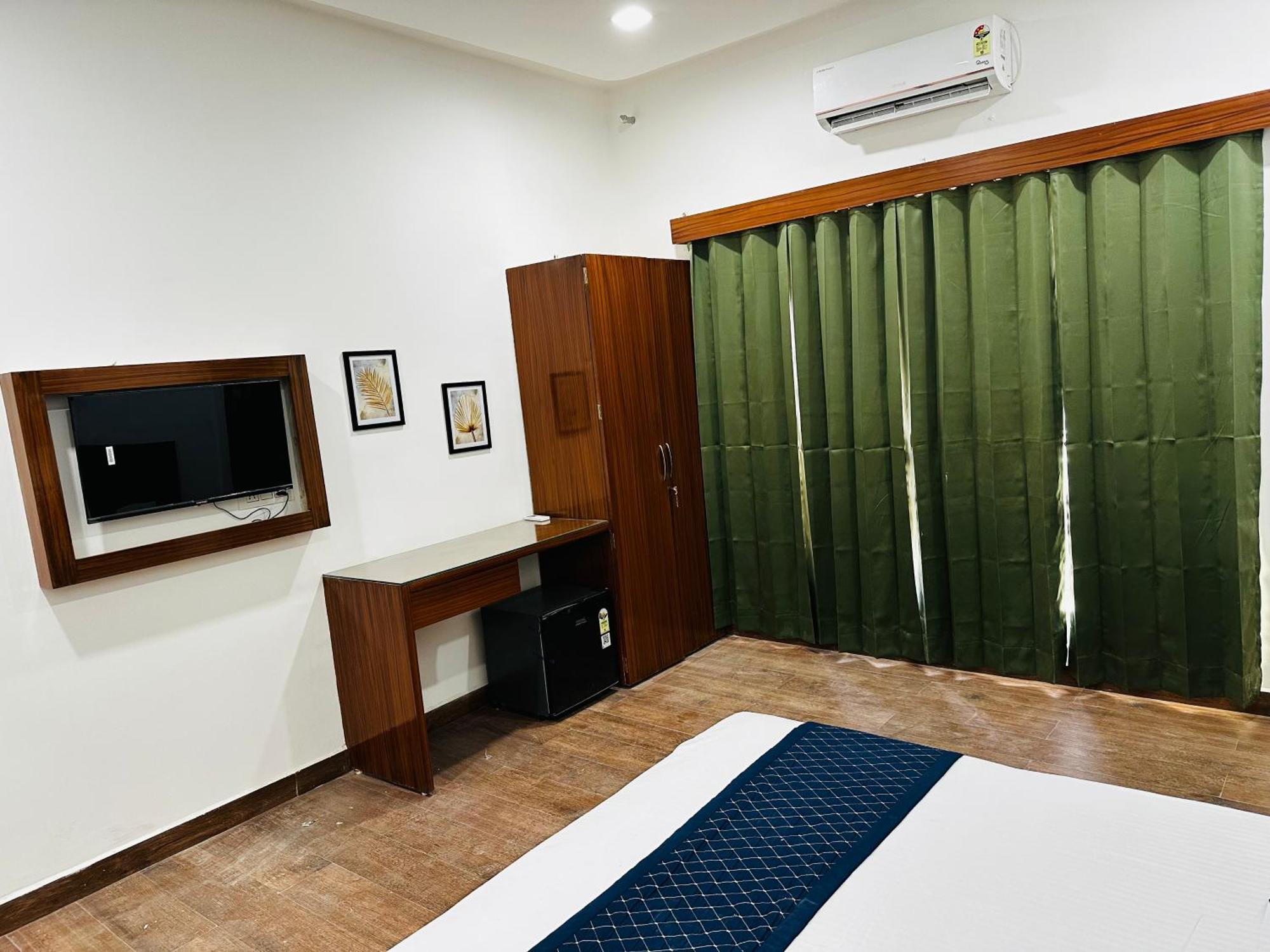 The Loya Hotel ムクトサル エクステリア 写真
