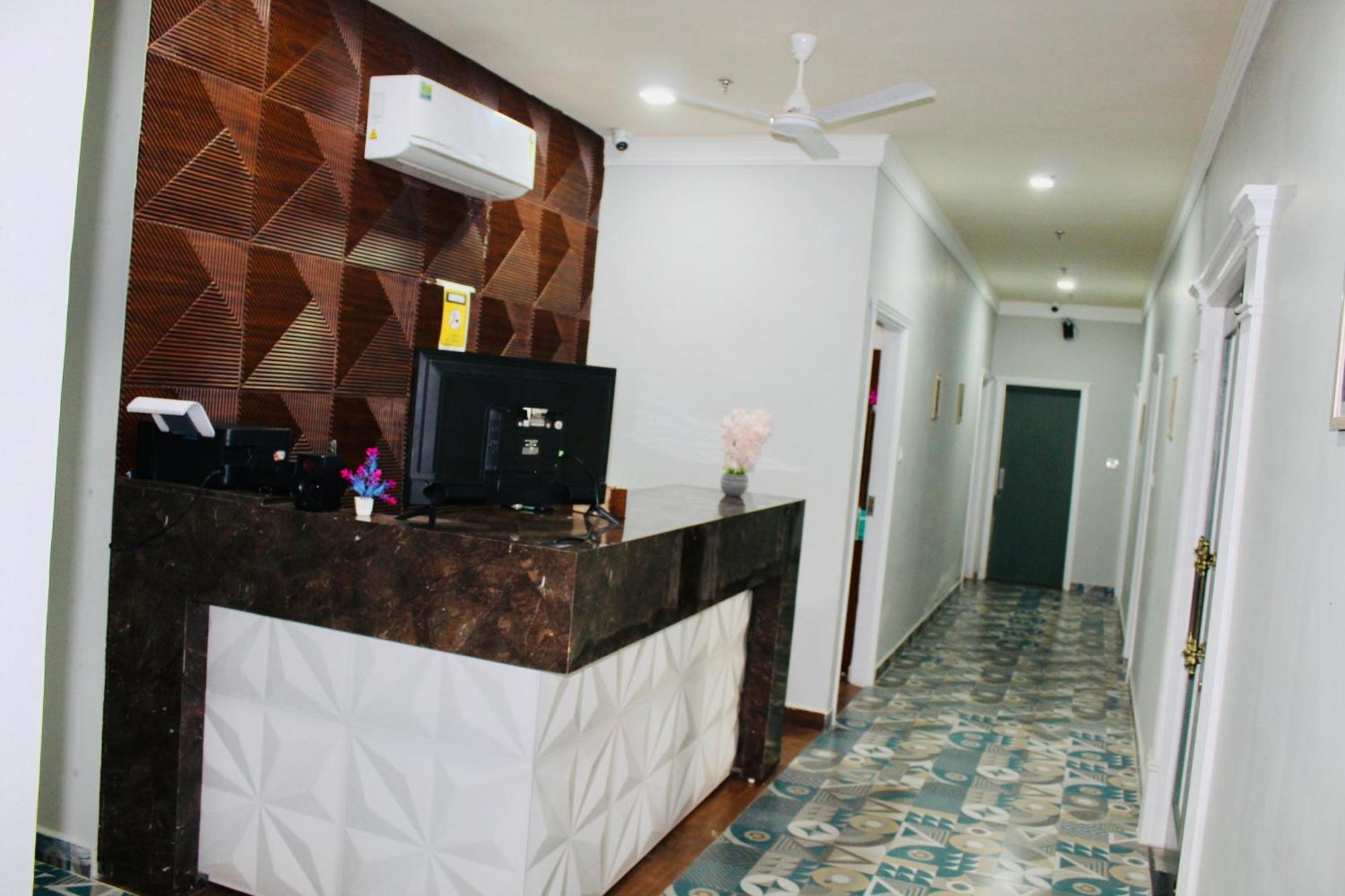 The Loya Hotel ムクトサル エクステリア 写真